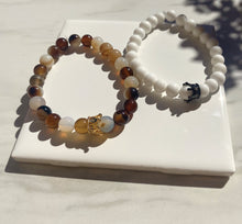 Load image into Gallery viewer, White Eagle Long Distance Bracelet Set